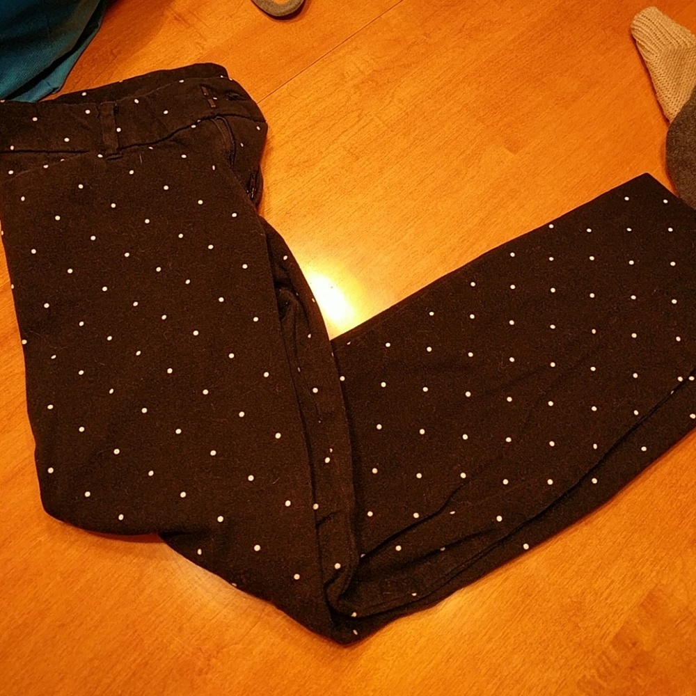 Polka dot ankle pants